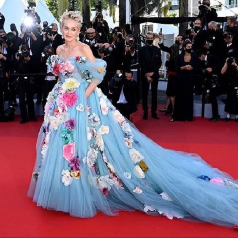 فساتين خطوبة من dolce &gabbana @sharon stone