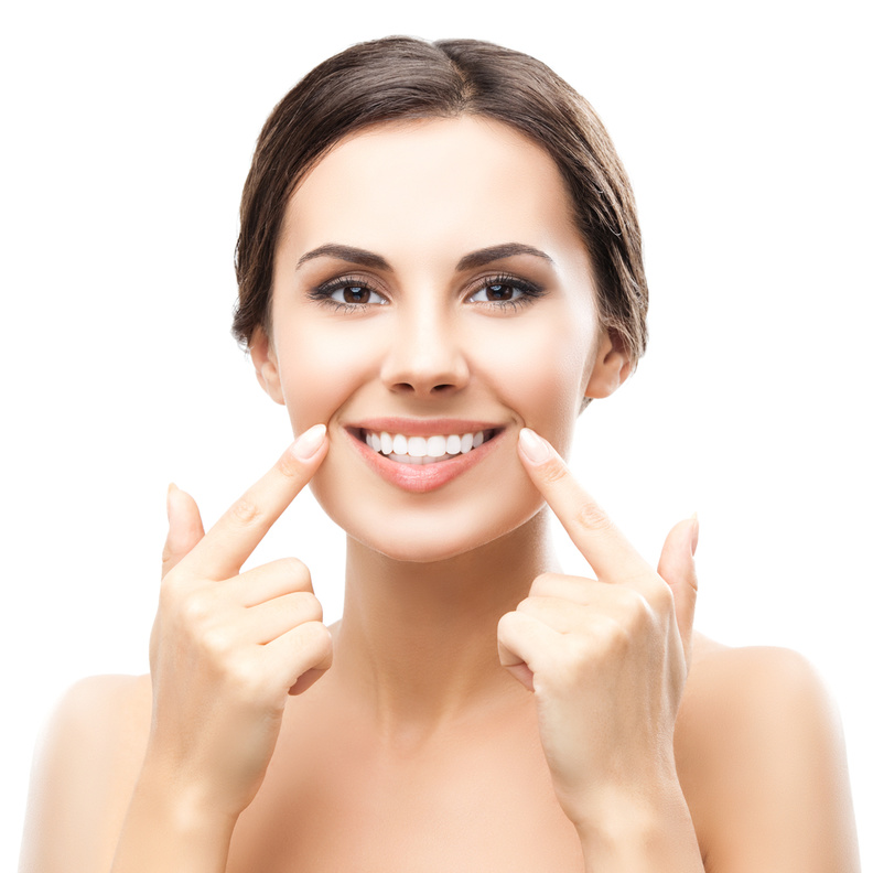 وصفات طبيعية سريعة لتبييض الأسنان استعدادا لعيد الاضحى 2021