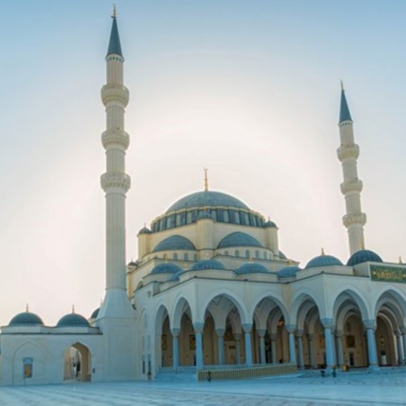 تصميم أصيل لواحد من أجمل مساجد الإمارات - المصدر وكالة أنباء الإمارات 