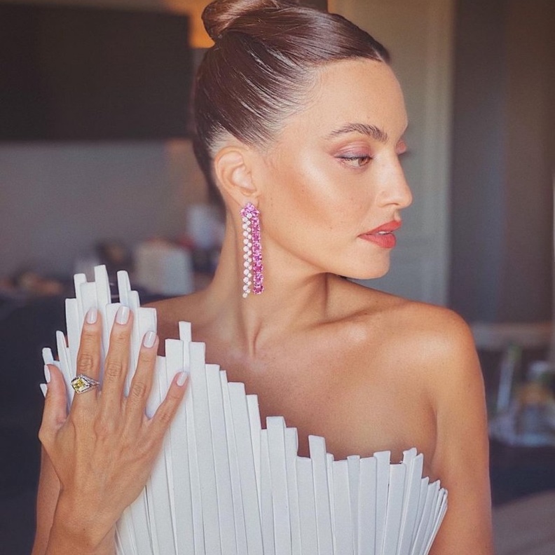 كارن وازن بمجوهرات من دار بولغري Bvlgari في اليوم الثامن