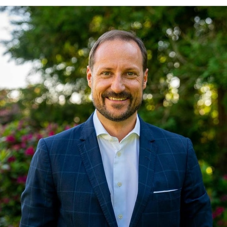 الأمير هاكون يحتفل بعيد ميلاده بتجمع عائلي