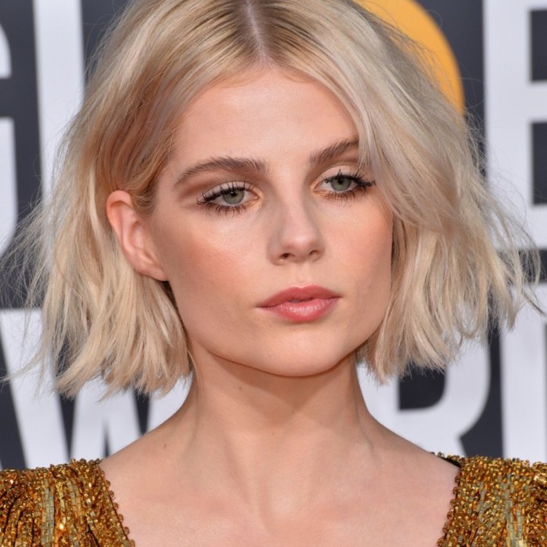 خطوات تكبير العيون الصغيرة بالمكياج بأسلوب النجمات العالميات