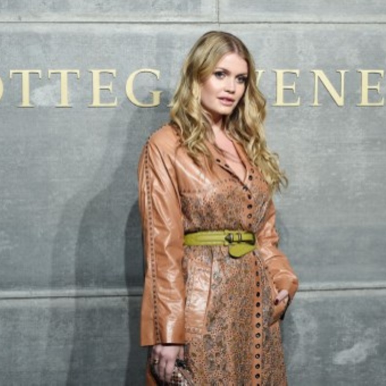  هل ارتدت الليدي كيتي Kitty Spencer تاج سبنسر