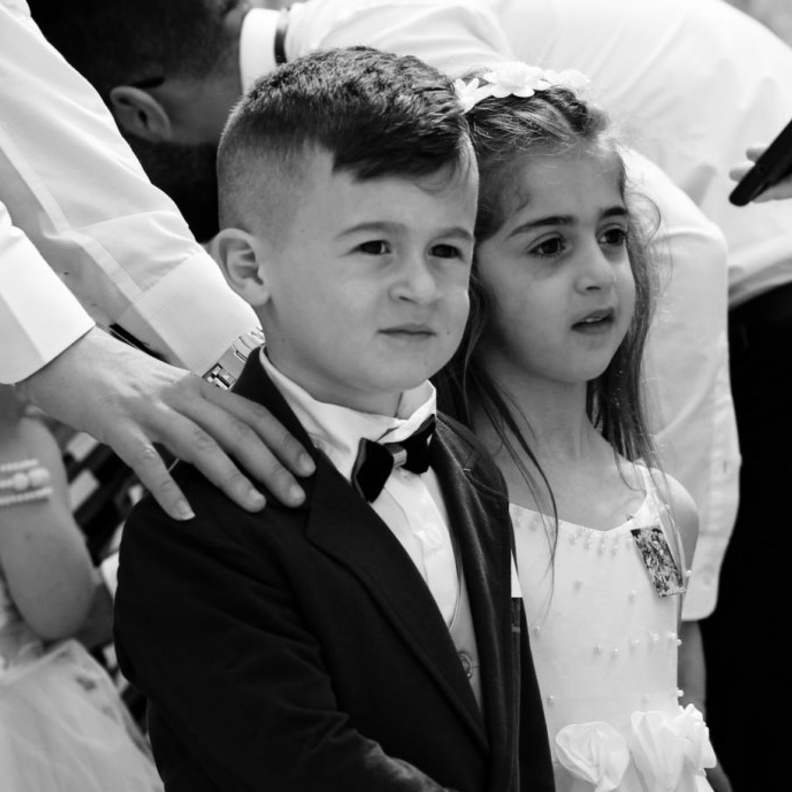 عريس يقرر إلغاء حفل زفافه بسبب رفض العروس الاعتناء بأطفاله Claudia Fahlbusch