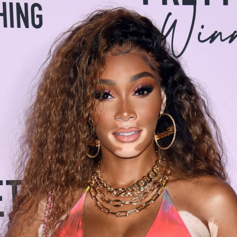 أحدث إطلالات ويني هارلو الجمالية المميزة