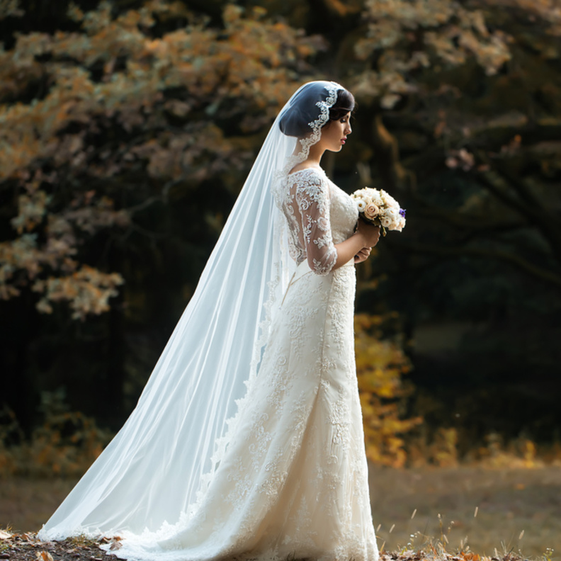 الضيفة تبرر فعلتها بسب إصابة العروس بالعمى