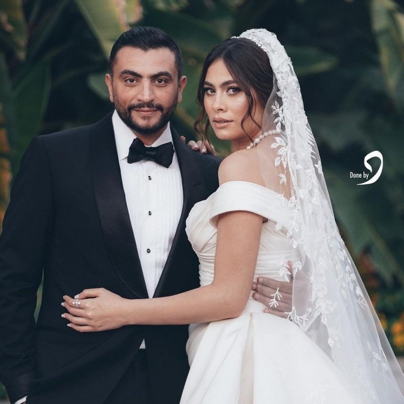 هاجر أحمد وزوجها