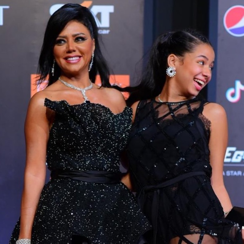 صورة رانيا يوسف وابنتها - الصورة من حساب مهرجان الجونة بانستجرام