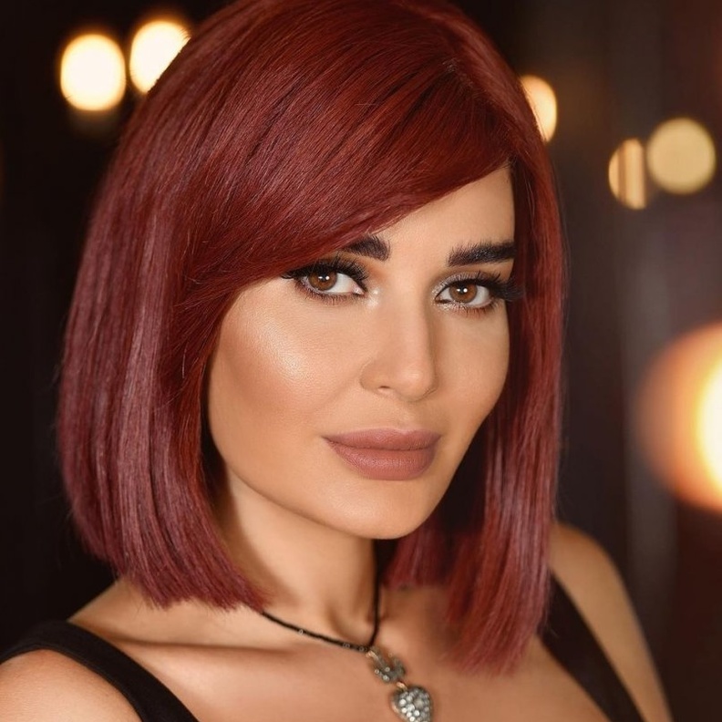 سيرين عبد النور تفاجئ الجمهور بـ نيو لوك الشعر الأحمر