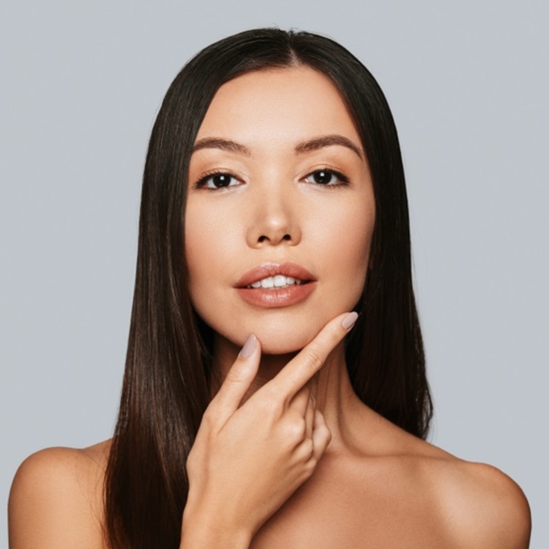  أفضل أنواع برايمر إضاءة البشرة لهذا الموسم