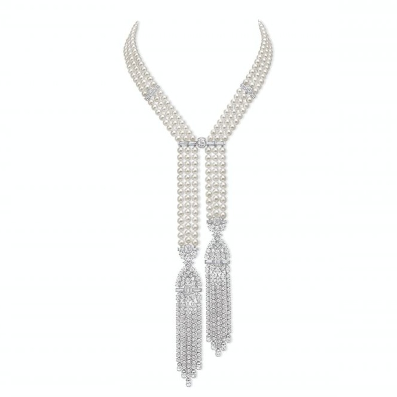  قلادة من هاري وينستون Harry Winston