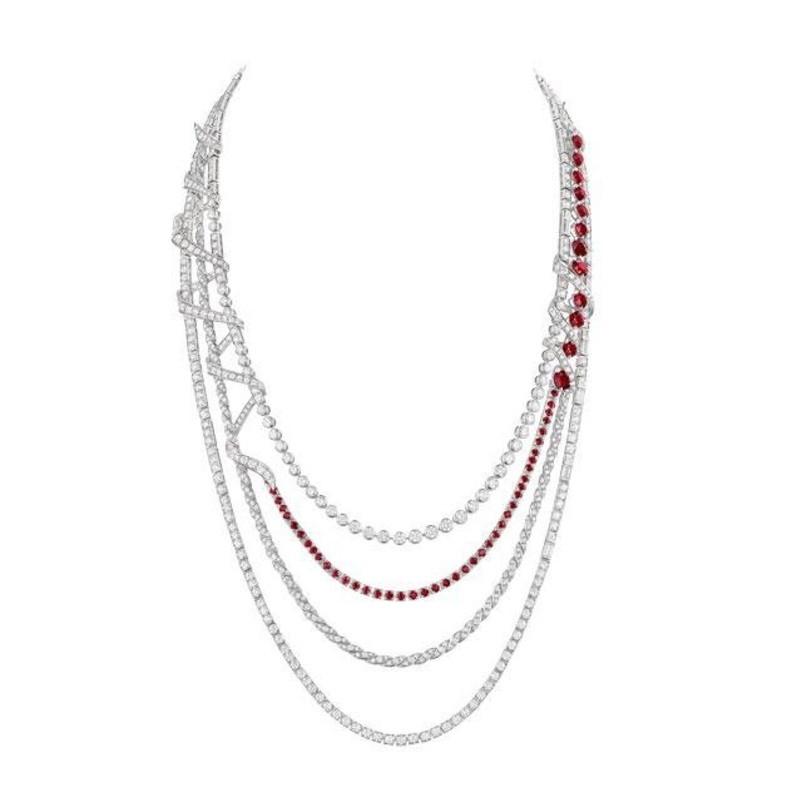 قلادة من شوميه Chaumet