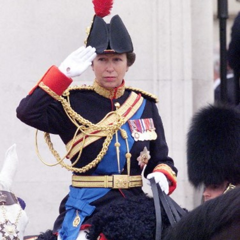 لهذا السبب.. الأميرة آن ستصنع التاريخ على خطى والدها الراحل