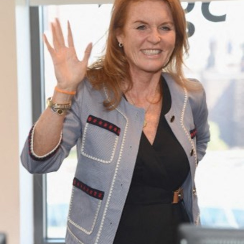 بعد إصدار روايتها الأولى.. دوقة يورك تفتح قلبها وتحكي ذكراياتها مع الأميرة ديانا