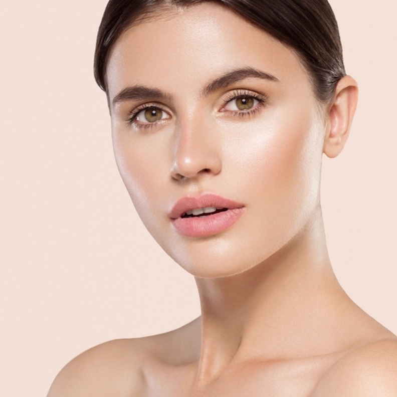 خلطات طبيعية من الليمون لتوريد الشفايف بسرعة بالخطوات