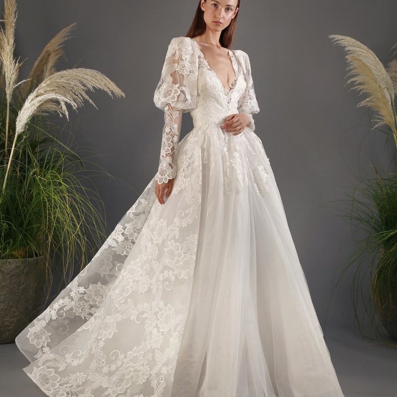 فساتين زفاف لبنانية من جيمي معلوف