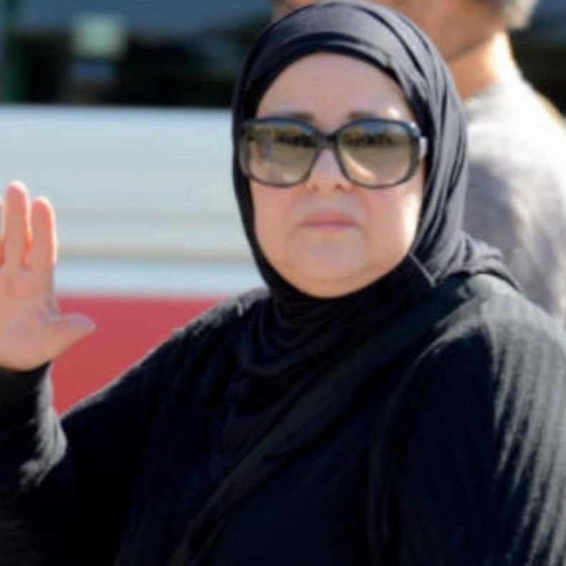 دلال عبد العزيز