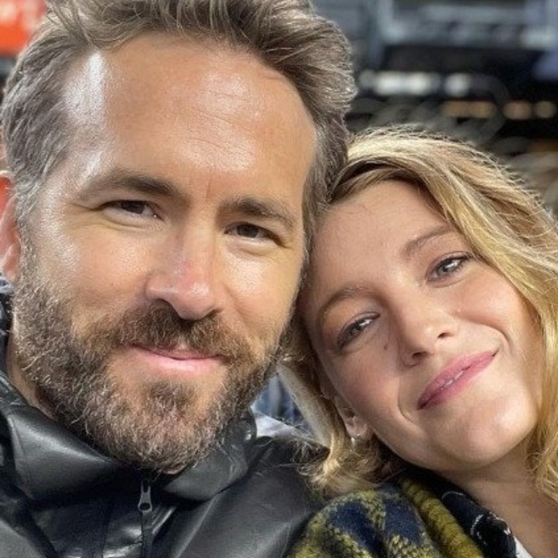 ريان رينولدز وزوجته بليك ليفلي_ الصورة من حساب ريان رينولدز على إنستجرام