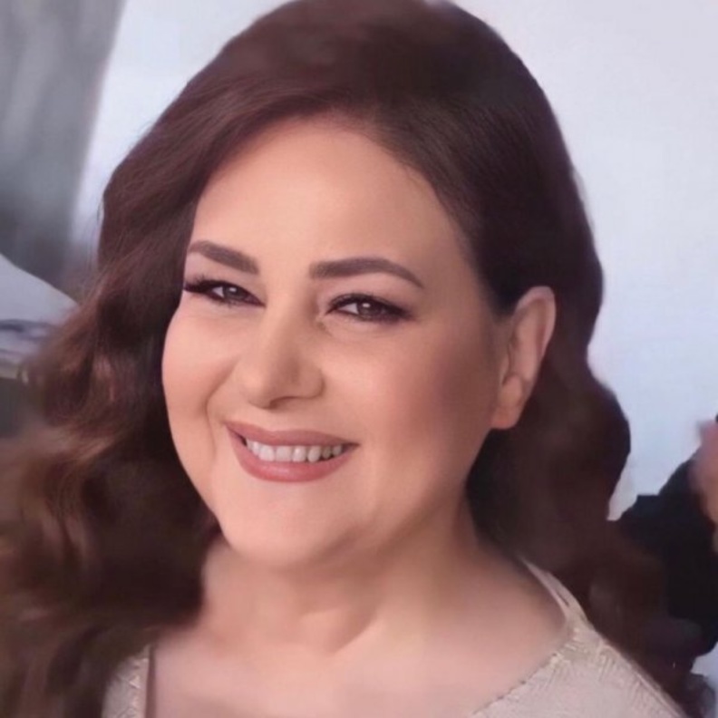 دلال عبد العزيز