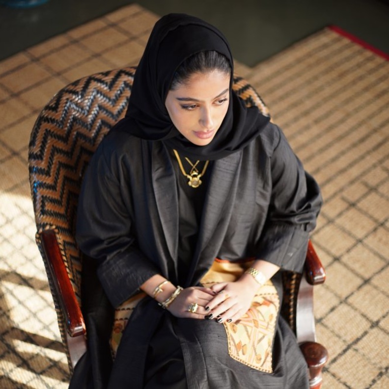 المصممة نورة الهديب: أتمنى أن ترتدي الأميرة دينا الجهني من تصاميمي