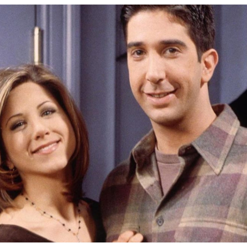 صورة تجمع جينيفر أنيستون وديفيد شويمر