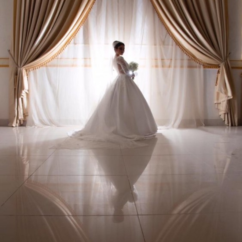  تصوير عروس بكاميرا المصورة ديمه البدر