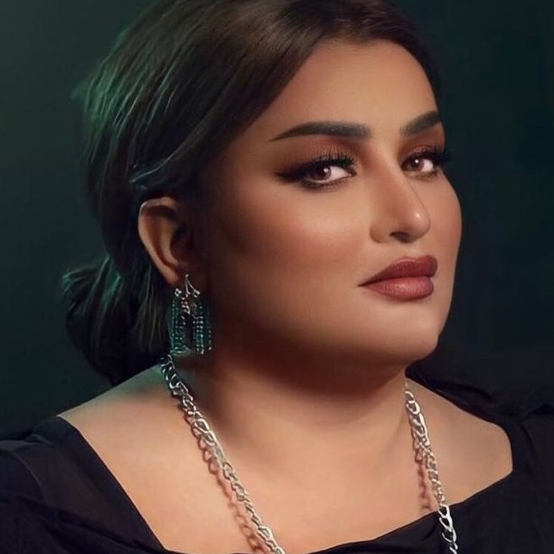 منى شداد تفجع بوفاة والدها 