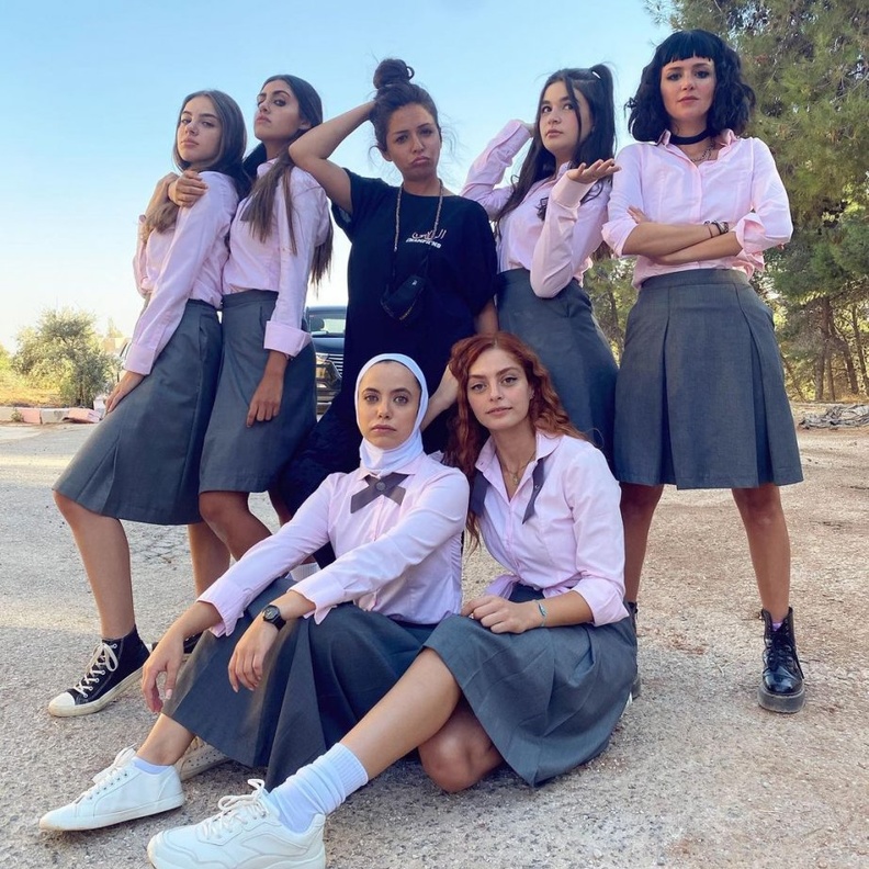 نجمات مدرسة الروابي للبنات 