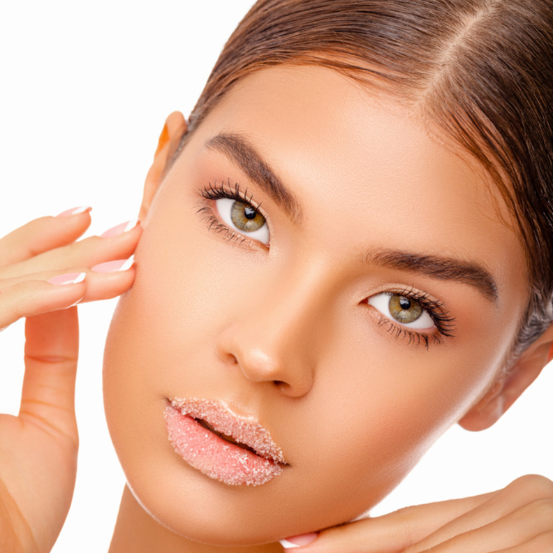 توريد الشفايف بالشوفان والسكر طريقة فعالة في حالة تطبيقها بالشكل المنتظم