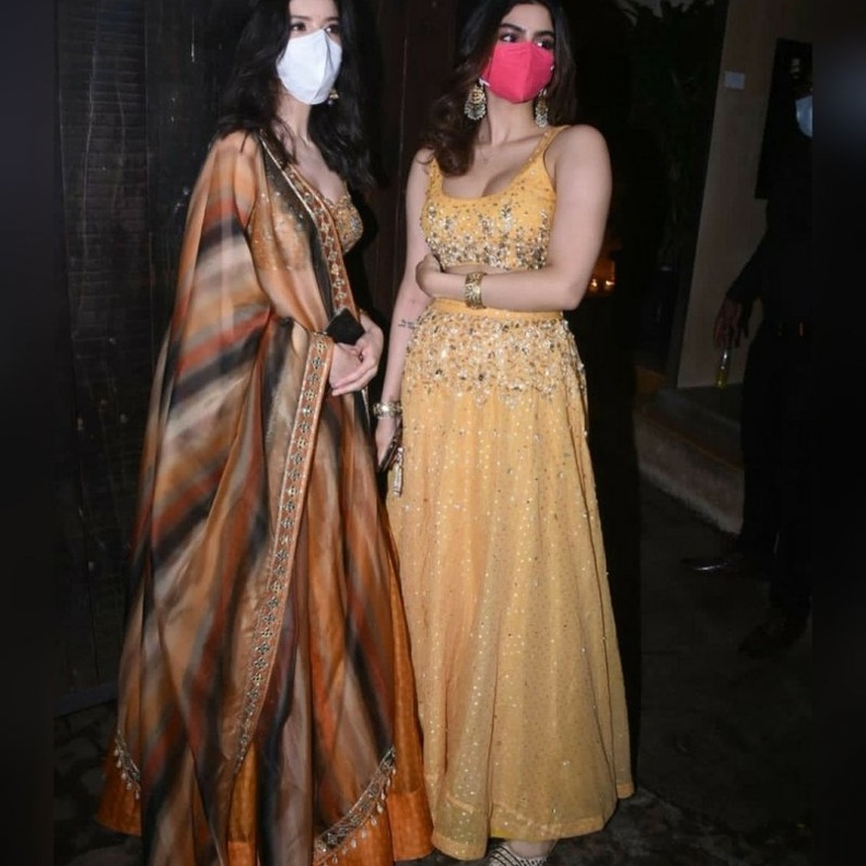 علاقة ريا كابور وكاران بولاني