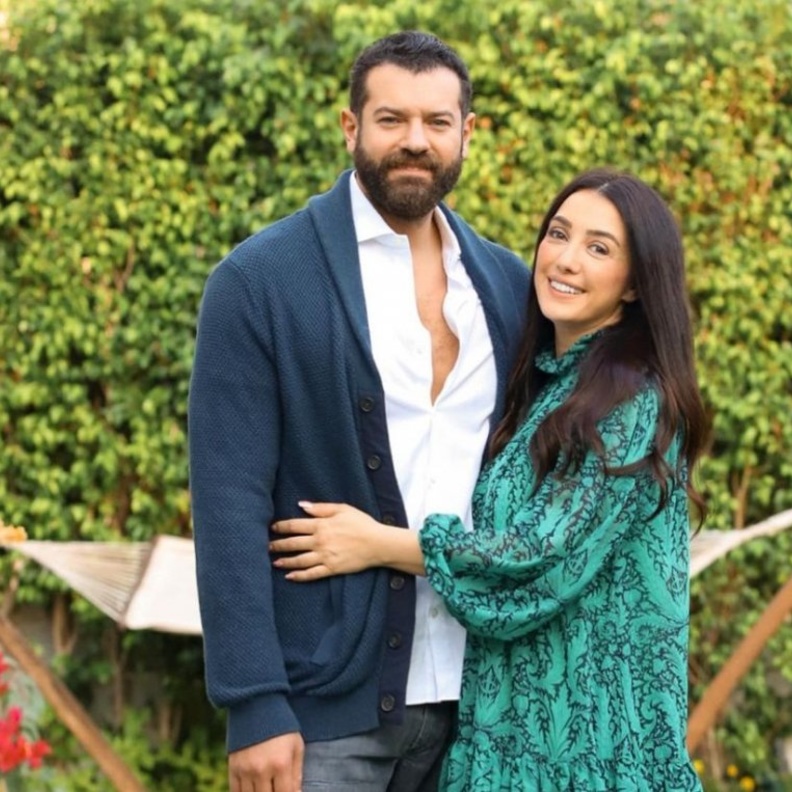 عمرو يوسف وكندة علوش