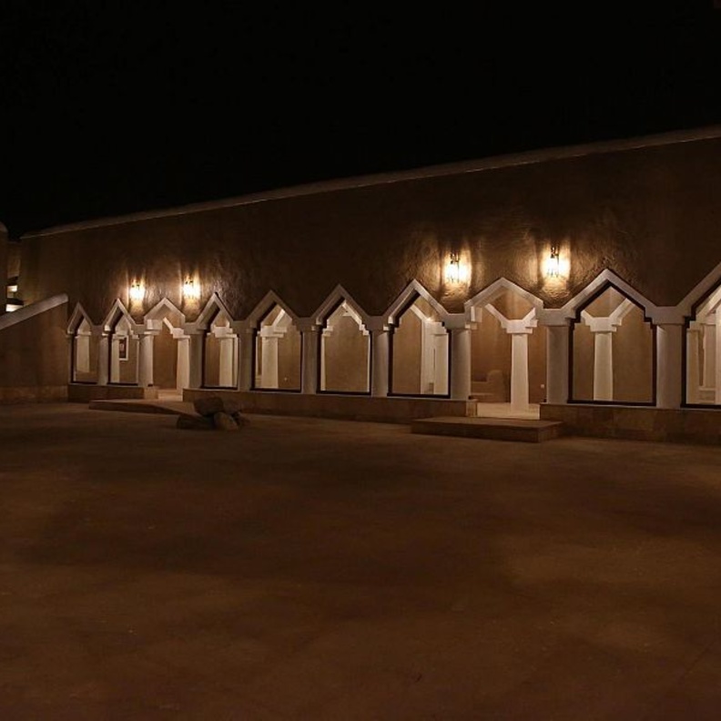 مسجد الداخلة.. وجهة تاريخية خالدة وثراث ساحر على أرض المملكة