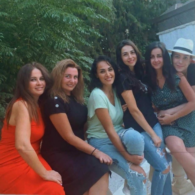 فنانات سوريا في ضيافة تاج حيدر