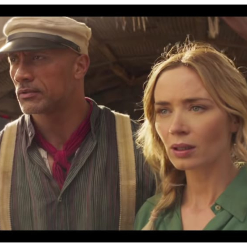 ايميلي بلانت وذا روك من الفيلم 