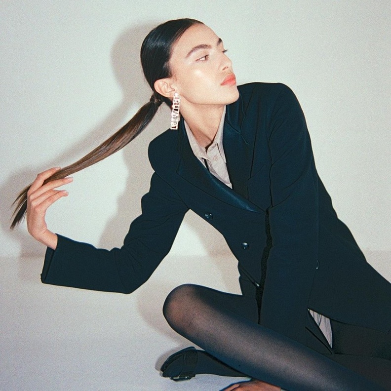 عارضة الأزياء أميرة الزهيرة بطلة راقية المصدر oda.photography