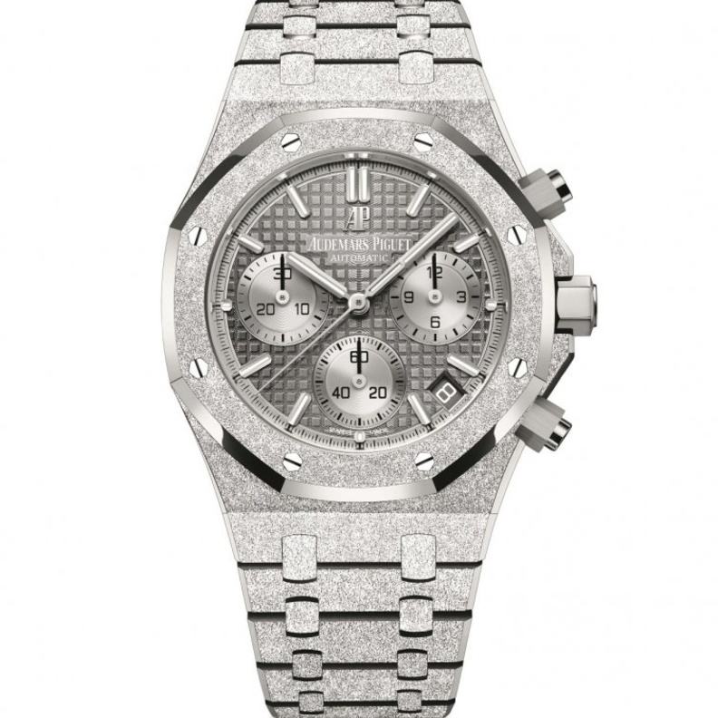 ساعة Royal Oak Frosted Gold Selfwinding Chronograph من Audemars Piguet