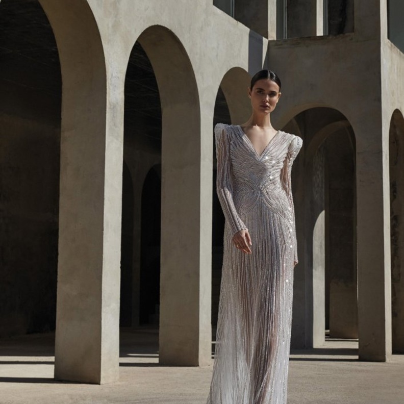  فساتين زفاف فضية@pronovias