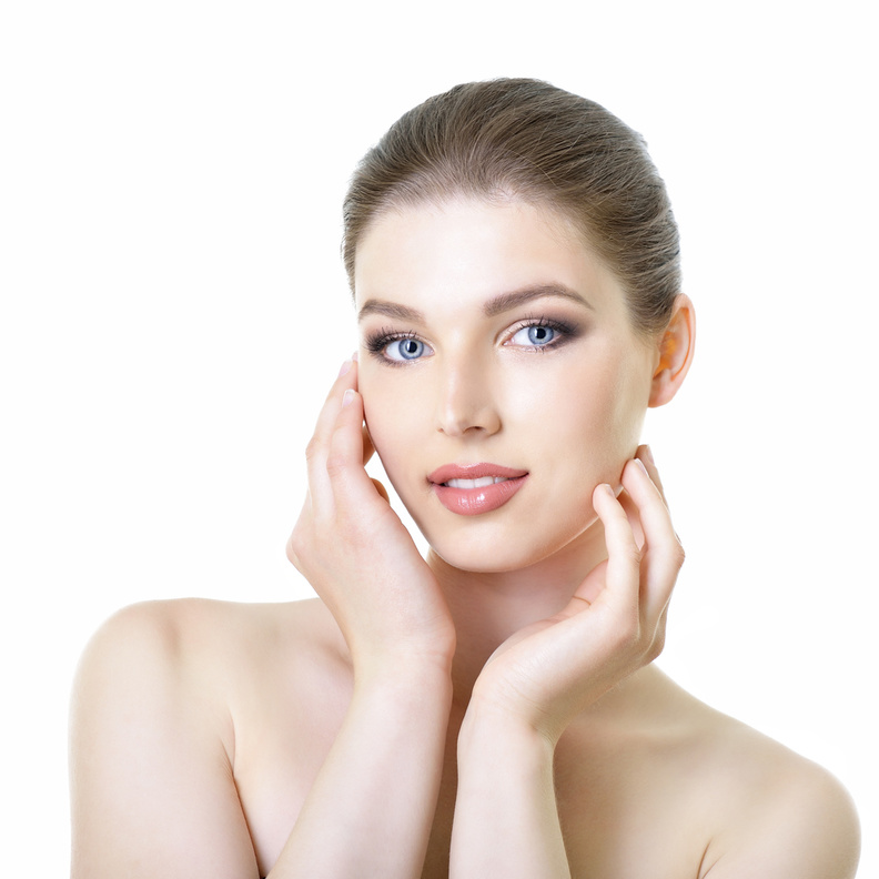  طرق طبيعية فعالة لازالة الهالات السوداء قبل يوم المراة الامارتية