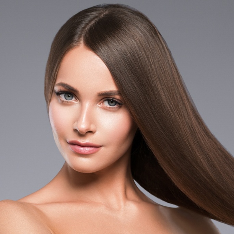 كيفية العناية بالشعر لزيادة لمعانه في الصيف وافضل الوصفات