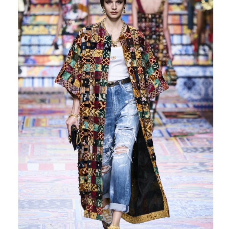 اطلالة من Dolce & Gabbana