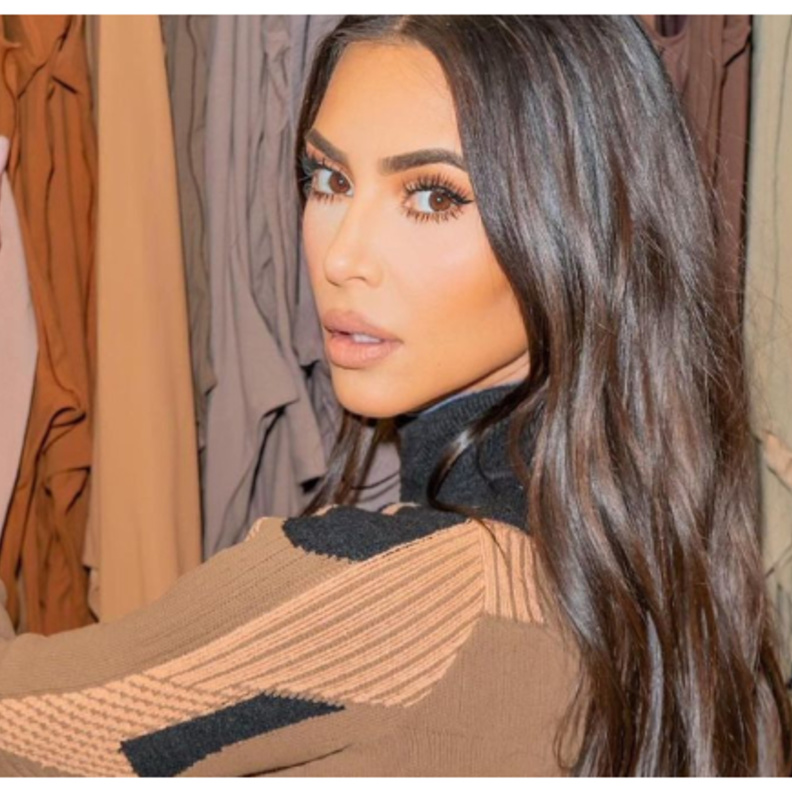 فيكتوريا بيكهام تبحث لكيم كارداشيان عن صديق جديد بعد طلاقها من كاني ويست