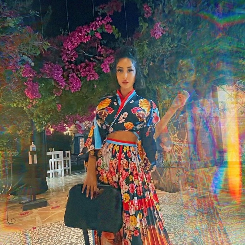 بسمة بوسيل بالكيمونو الياباني