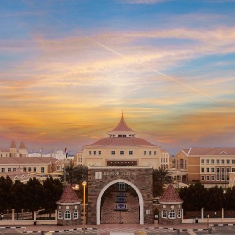 ديفيد كوك، كبير مسؤولي التعليم في مجموعة مدارس ريبتون في الإمارات العربية المتحدة 