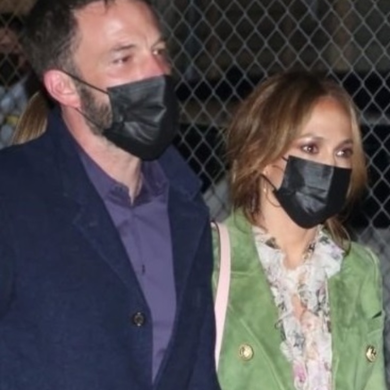 هل سيدخل بن أفليك قفص الزوجية قريبًا مع جينيفر لوبيز؟