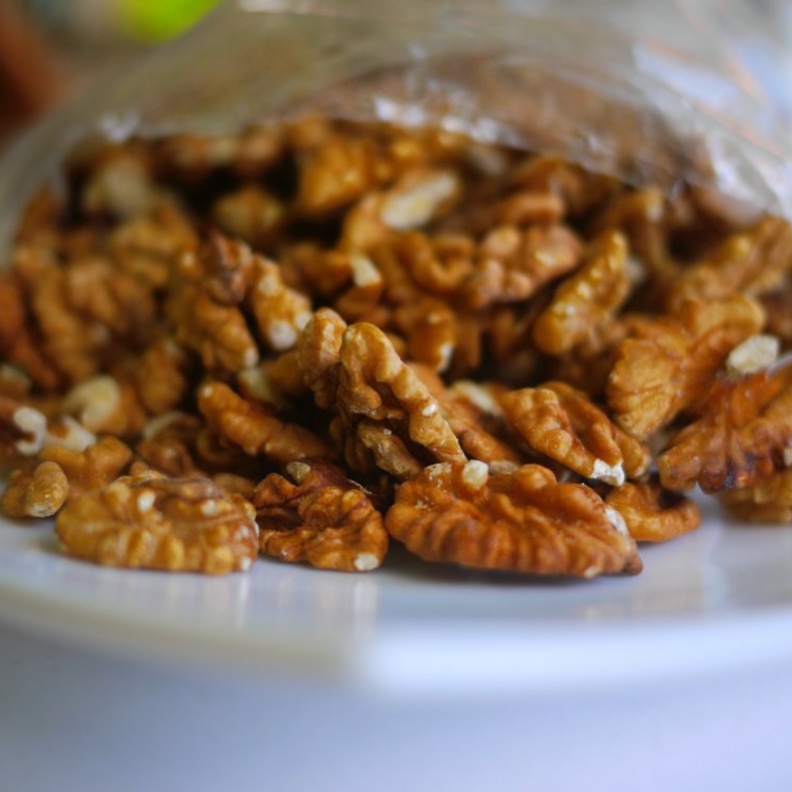  علاقة تناول الجوز بطول العمر