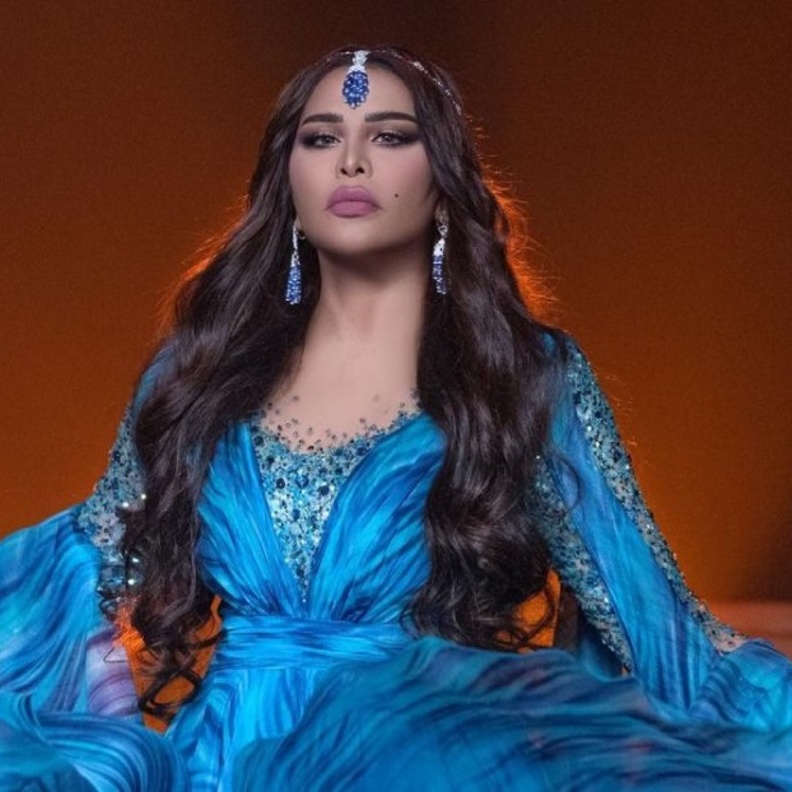 الفنانة احلام 