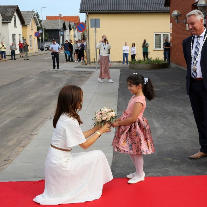 الأميرة ماري بفستان أنيق من تصميم ماركة Morten Ussing