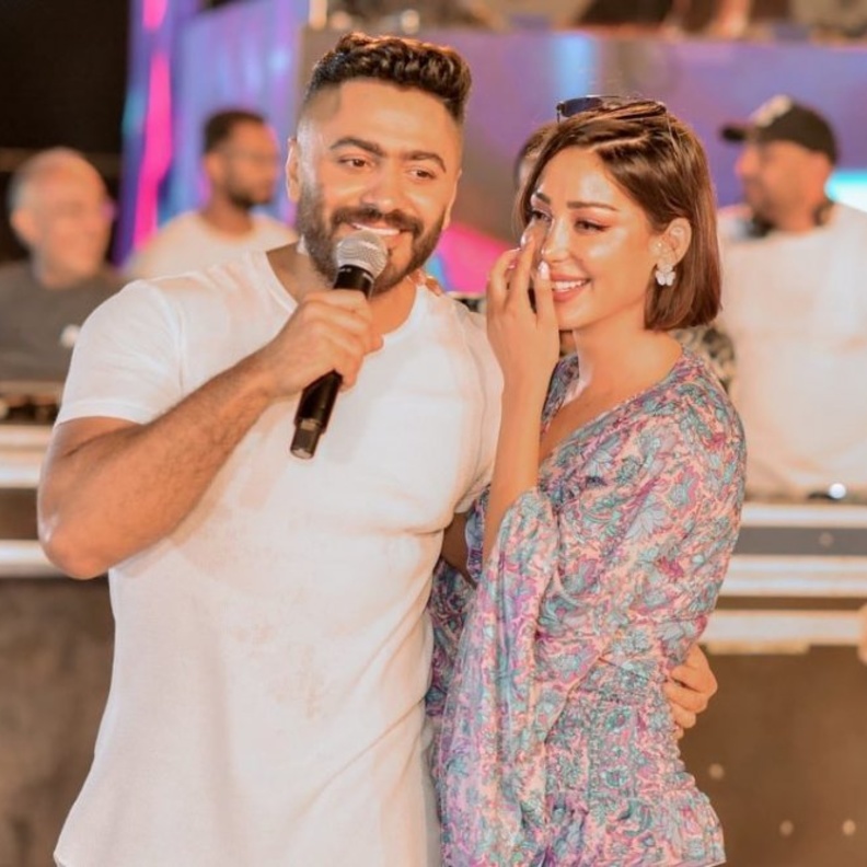 تامر حسني وبسمة بوسيل