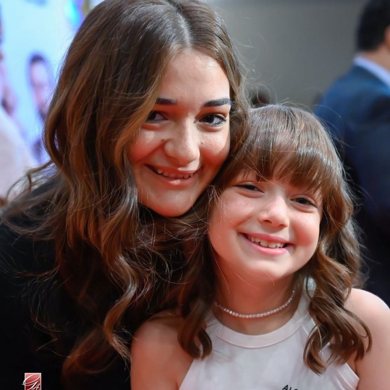 تكريم ابنة الفنان أحمد زاهر