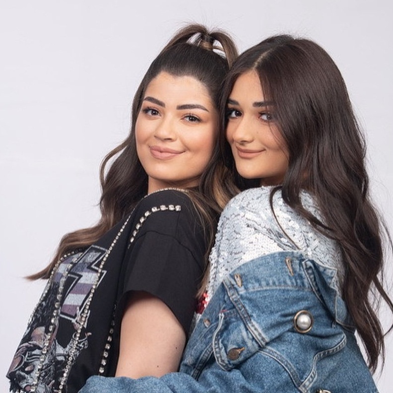 ليلى وملك أحمد زاهر